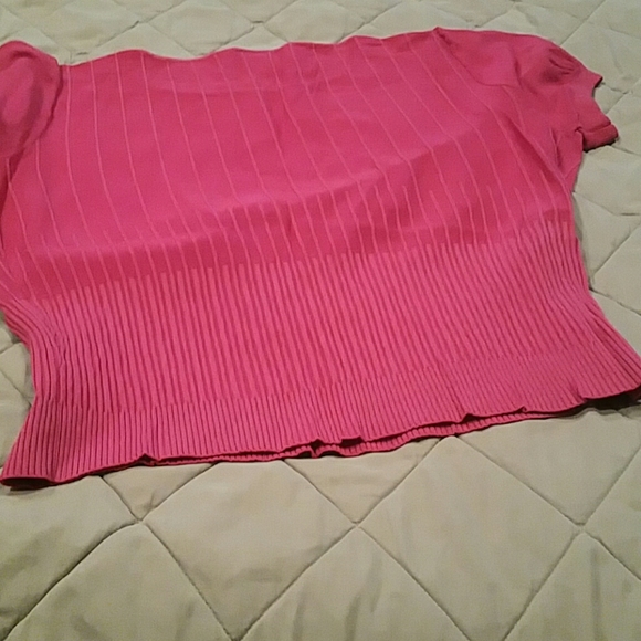 Top - Picture 4 of 4